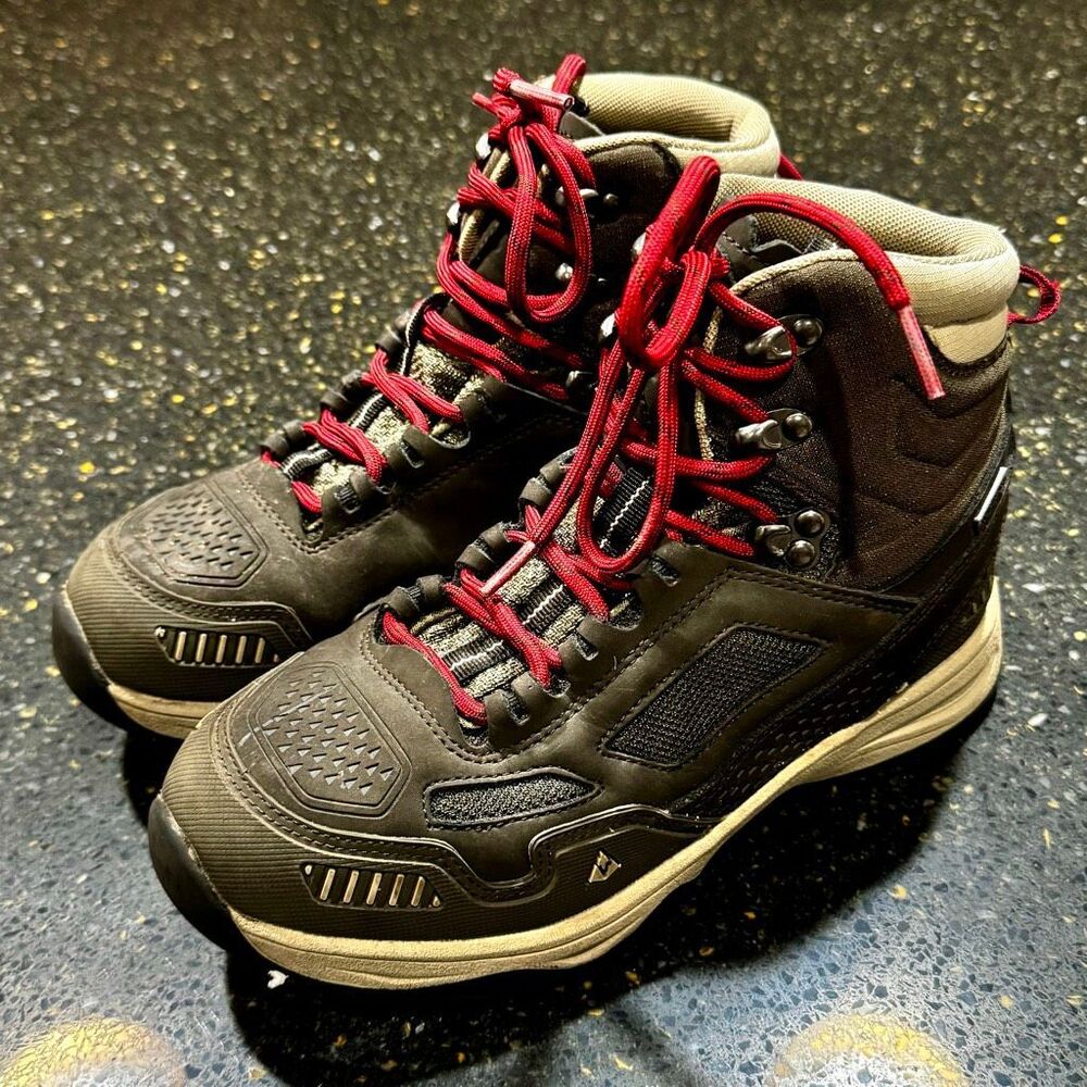 Vasque Kids Breeze AT UltraDry Hiking Boots. Kid’s 5.